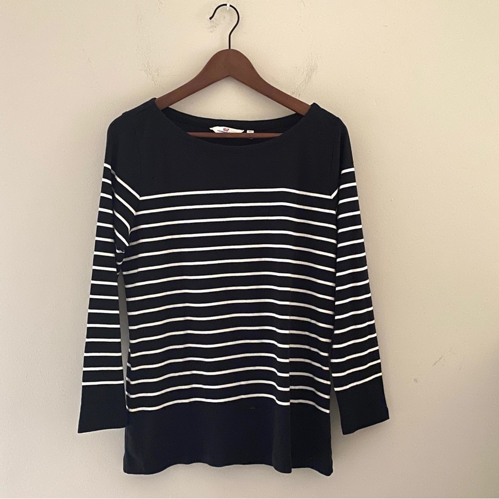 Vineyard Vines French-Style boat-neck long sleeve stripy top. Large Blue & White